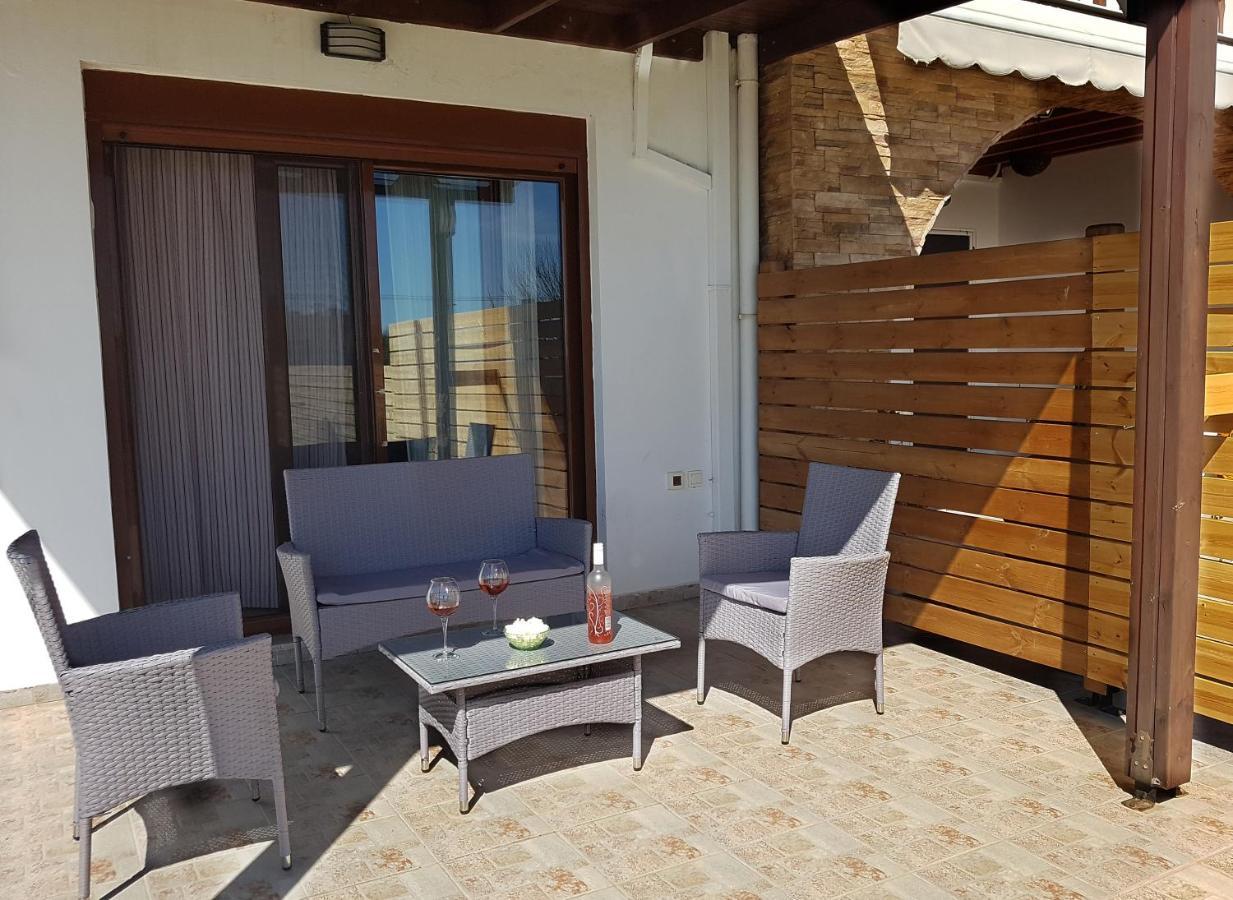Villa Dei Fiori Киотари Екстериор снимка